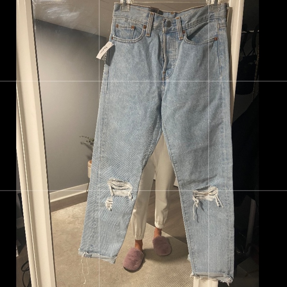 Levi jeans- wedgie